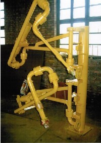 河北石家莊客戶定制采購的一批AL2543型汽車底部裝卸臂鶴管，已發(fā)往使用現(xiàn)場(1)