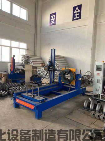 江蘇領(lǐng)超引進四套全自動焊接設(shè)備(1) 江蘇領(lǐng)超引進四套全自動焊接設(shè)備(1)